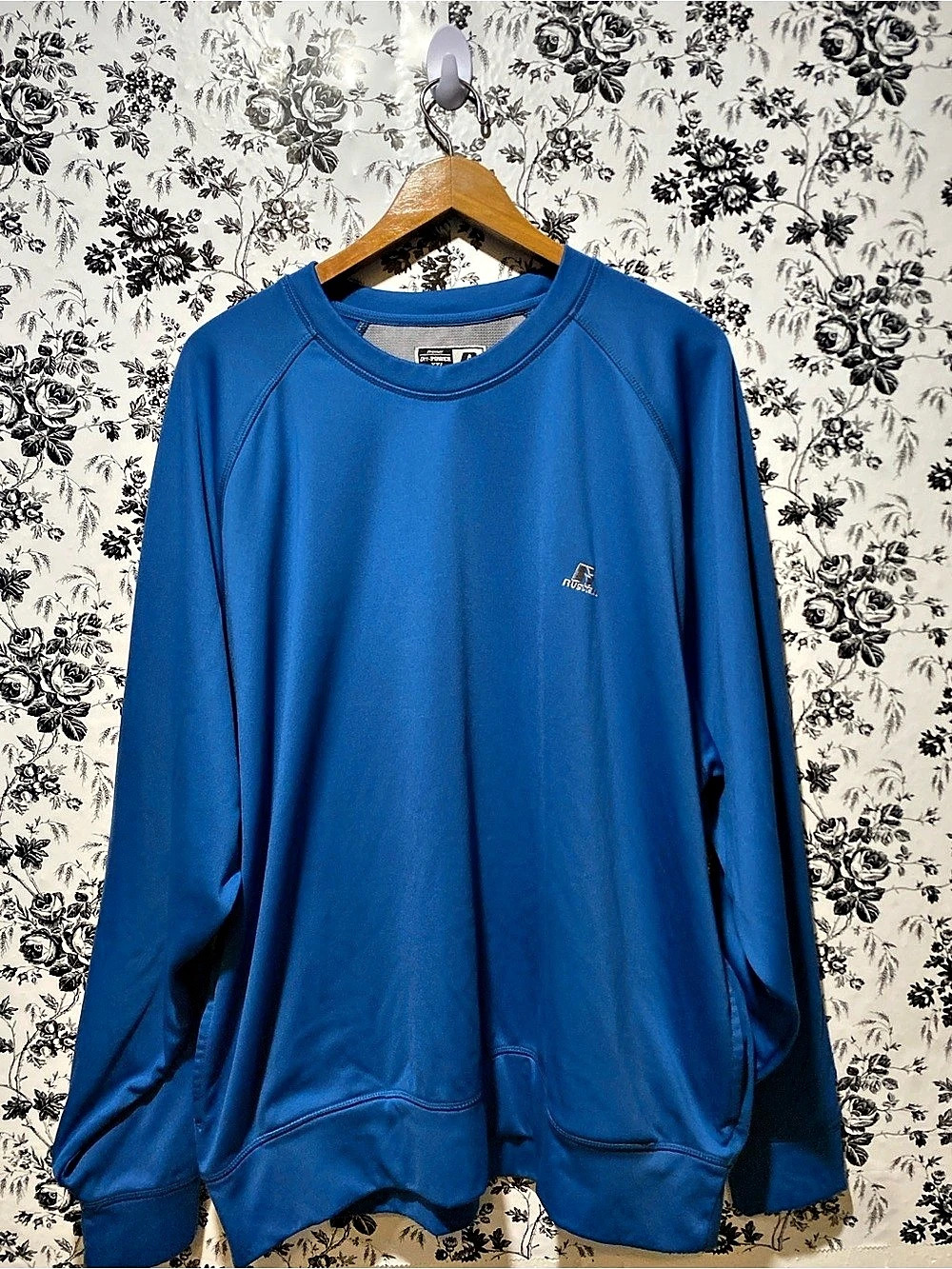 Russell Dry-Power Long Sleeve Athletic Shirt in Blue XXL Like New